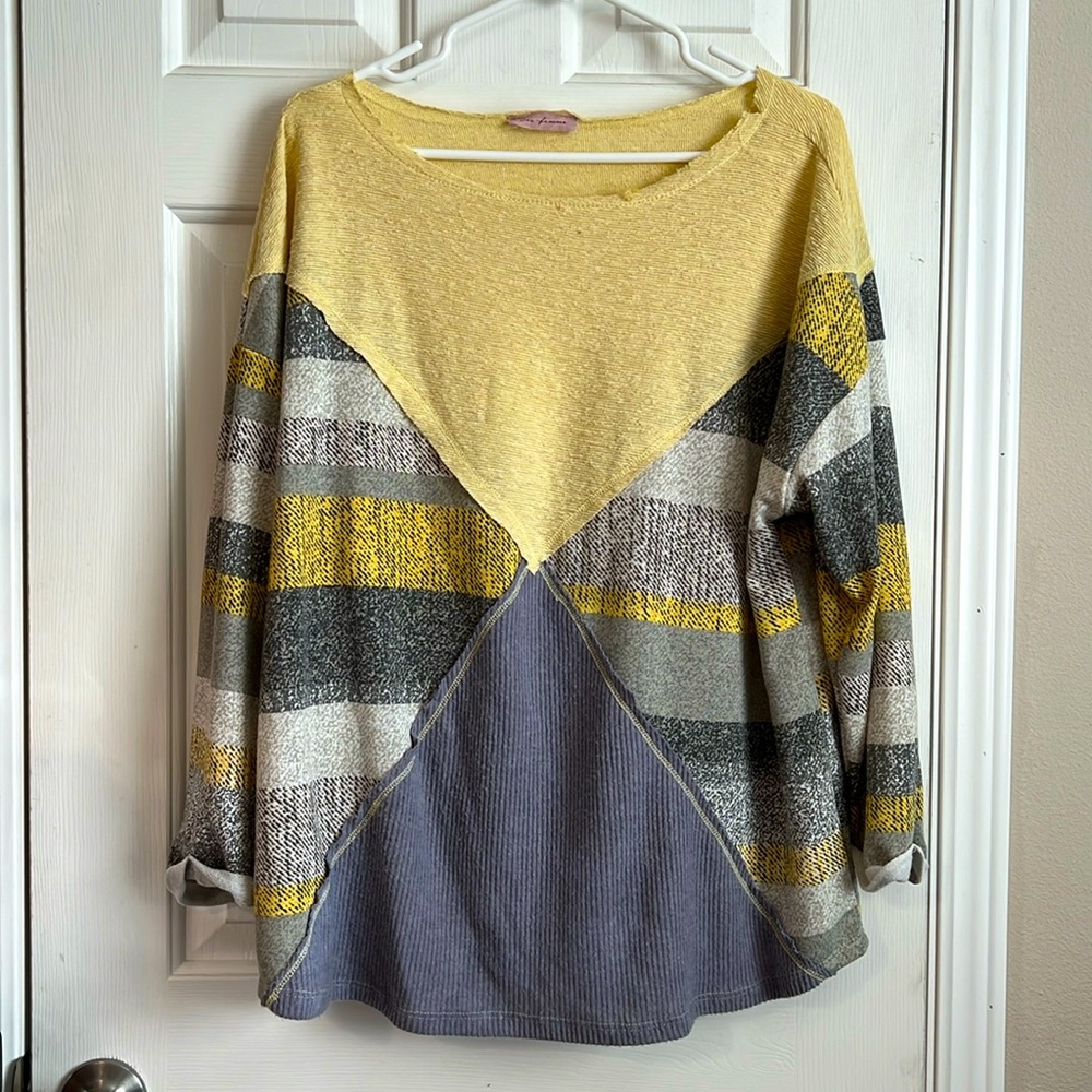EUC Boutique Shirt